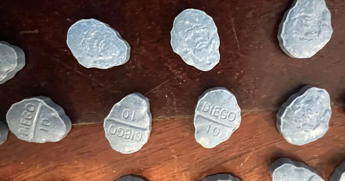 Dois traficantes de Palermo que vendiam pílulas de ecstasy com a cara de Maradona caíram